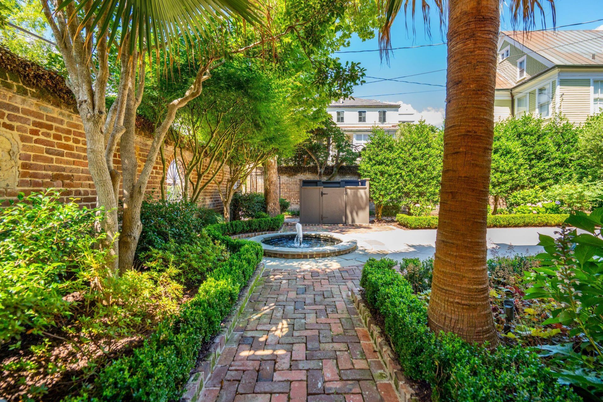 22 Lamboll Street Photo 46