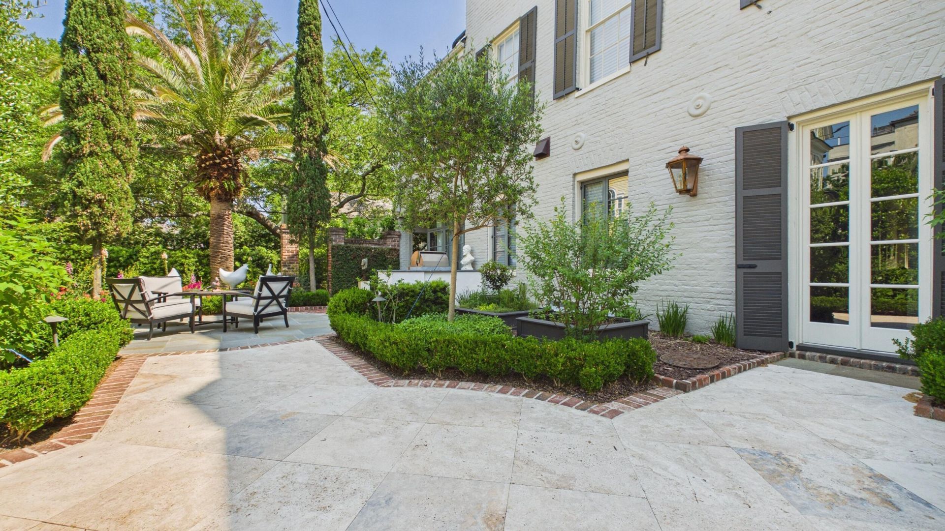 22 Lamboll Street Photo 5