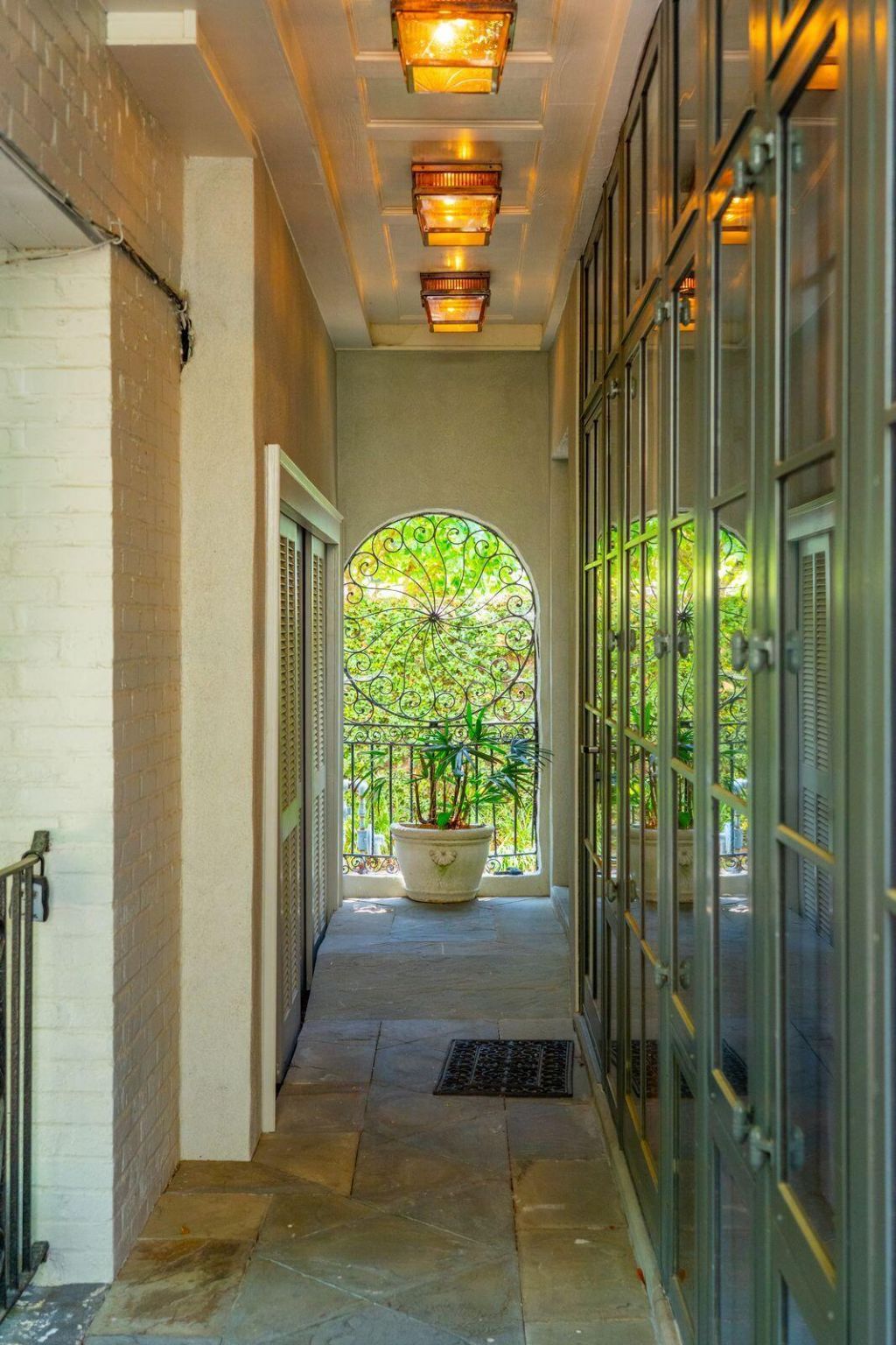 22 Lamboll Street Photo 51