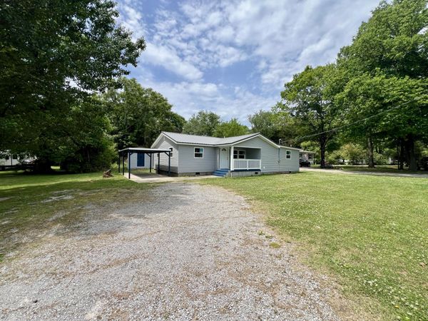 215 Burnett Street, Graysville, TN 37338