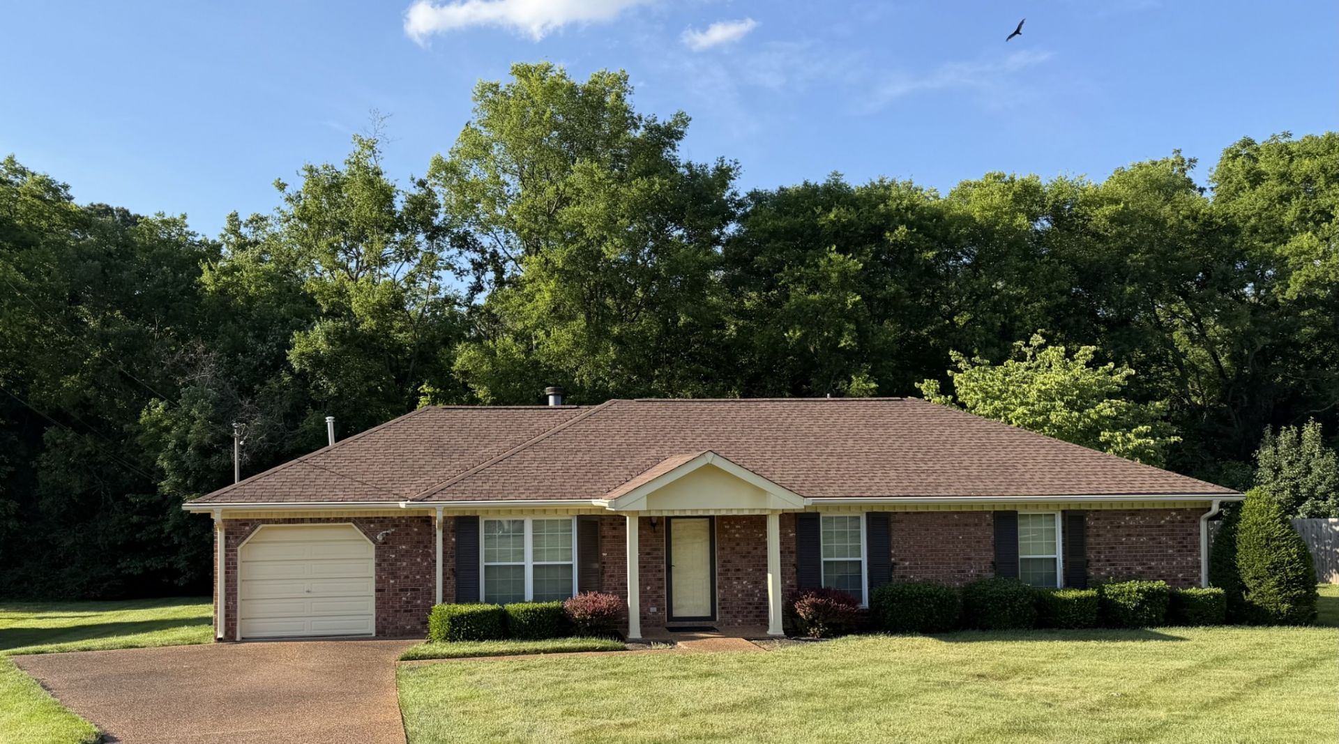323 Sussex St , Smyrna, TN 37167 Main Photo
