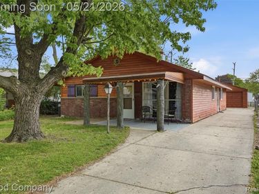 8003 William Street, Taylor, MI 48180