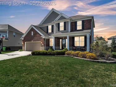 15745 Diamante Drive, Macomb Twp, MI 48044