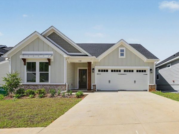 1431 Summerbrooke Drive , Tallahassee, FL 32312
