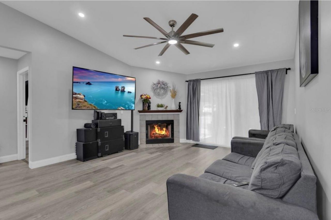 4849 Eden View Court, Orlando, FL 32810 Photo