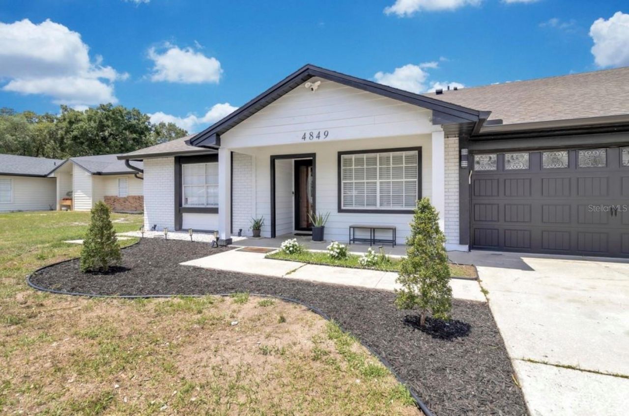 4849 Eden View Court, Orlando, FL 32810 Photo