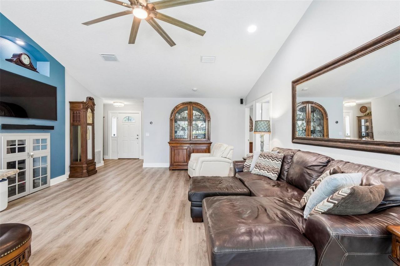 403 Flamingo Drive, Apollo Beach, FL 33572 Photo