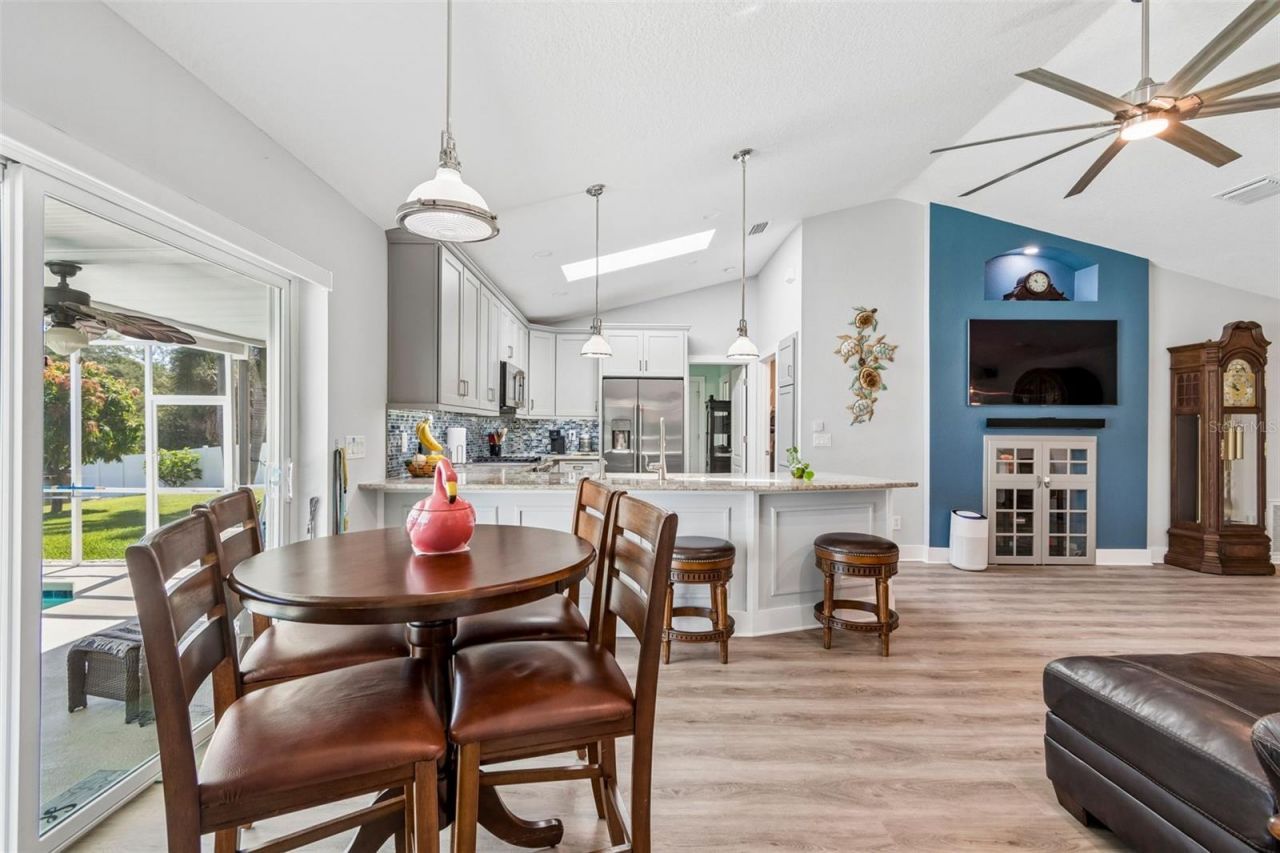 403 Flamingo Drive, Apollo Beach, FL 33572 Photo