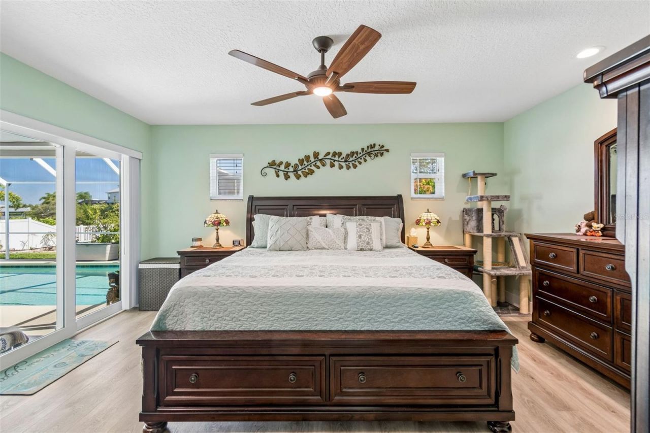 403 Flamingo Drive, Apollo Beach, FL 33572 Photo