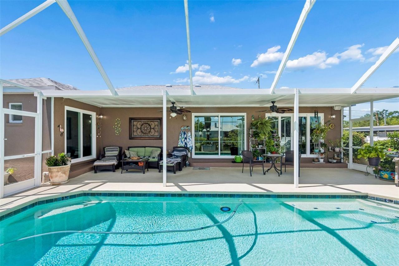 403 Flamingo Drive, Apollo Beach, FL 33572 Photo