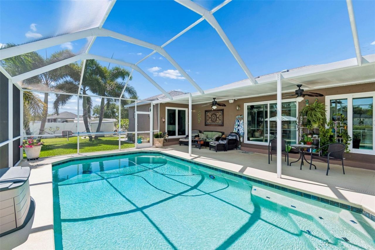 403 Flamingo Drive, Apollo Beach, FL 33572 Photo