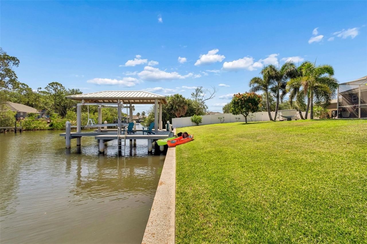 403 Flamingo Drive, Apollo Beach, FL 33572 Photo