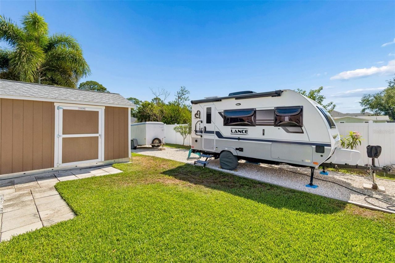 403 Flamingo Drive, Apollo Beach, FL 33572 Photo
