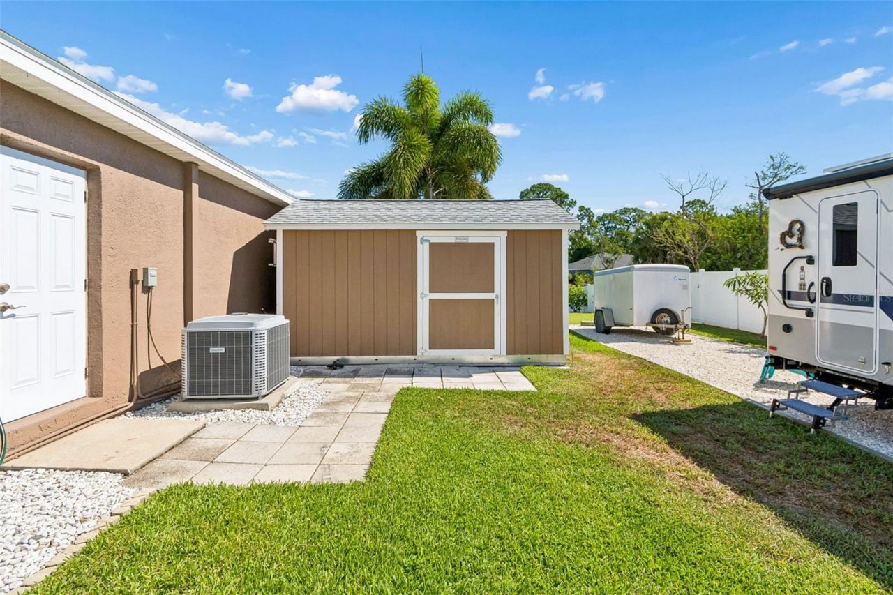 403 Flamingo Drive, Apollo Beach, FL 33572 Photo