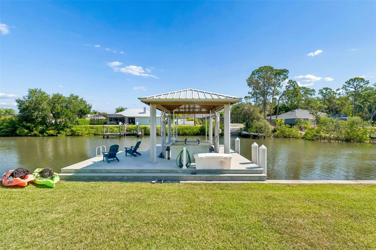 403 Flamingo Drive, Apollo Beach, FL 33572 Photo