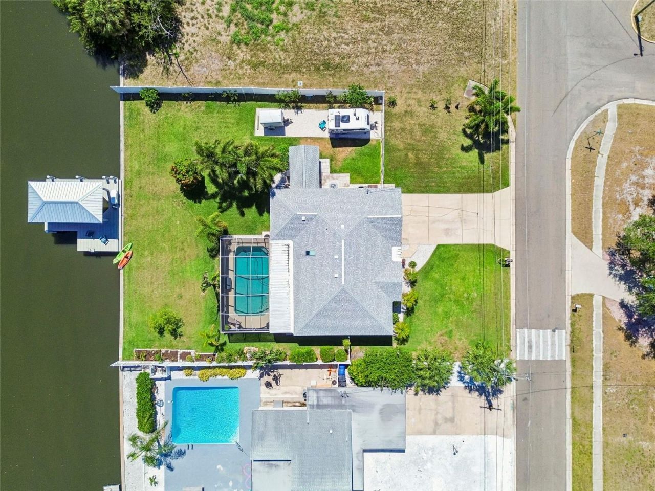 403 Flamingo Drive, Apollo Beach, FL 33572 Photo