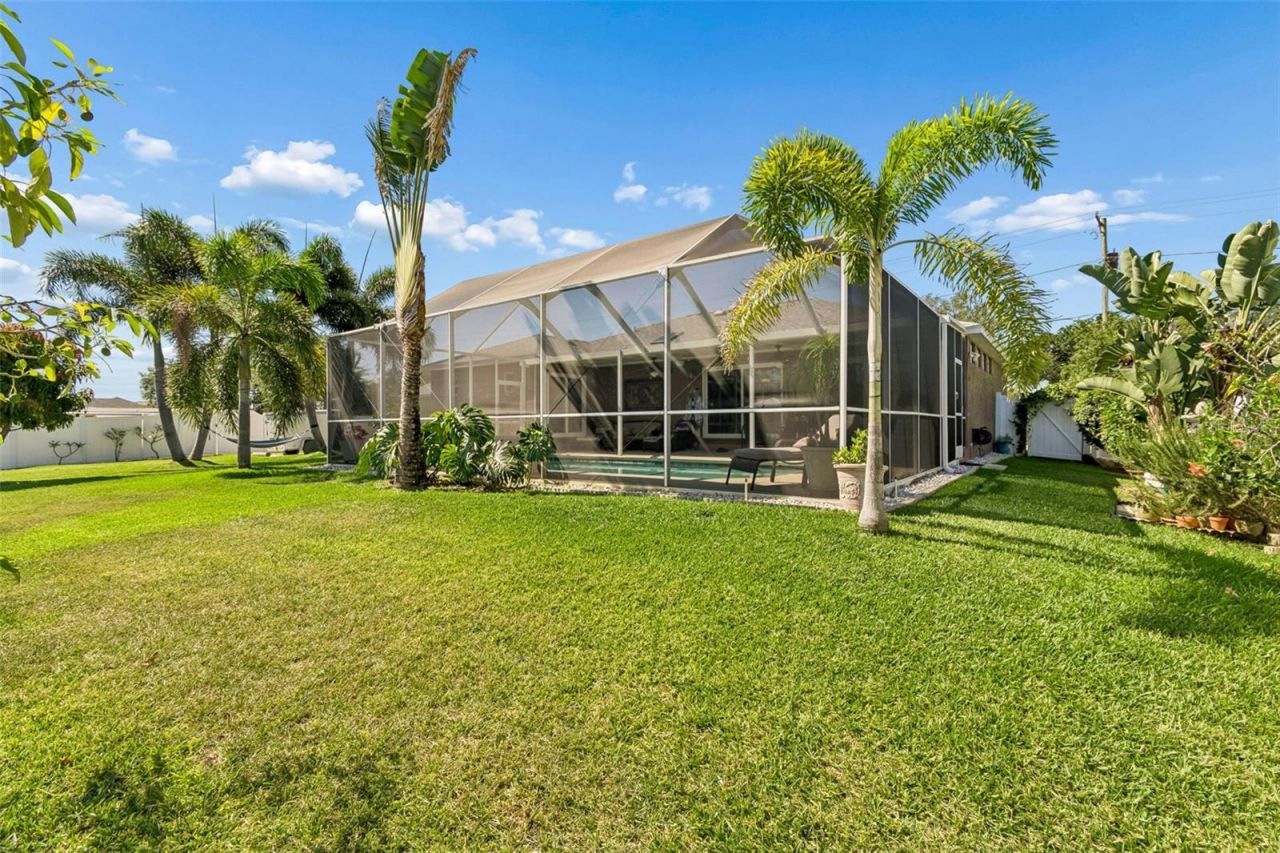 403 Flamingo Drive, Apollo Beach, FL 33572 Photo