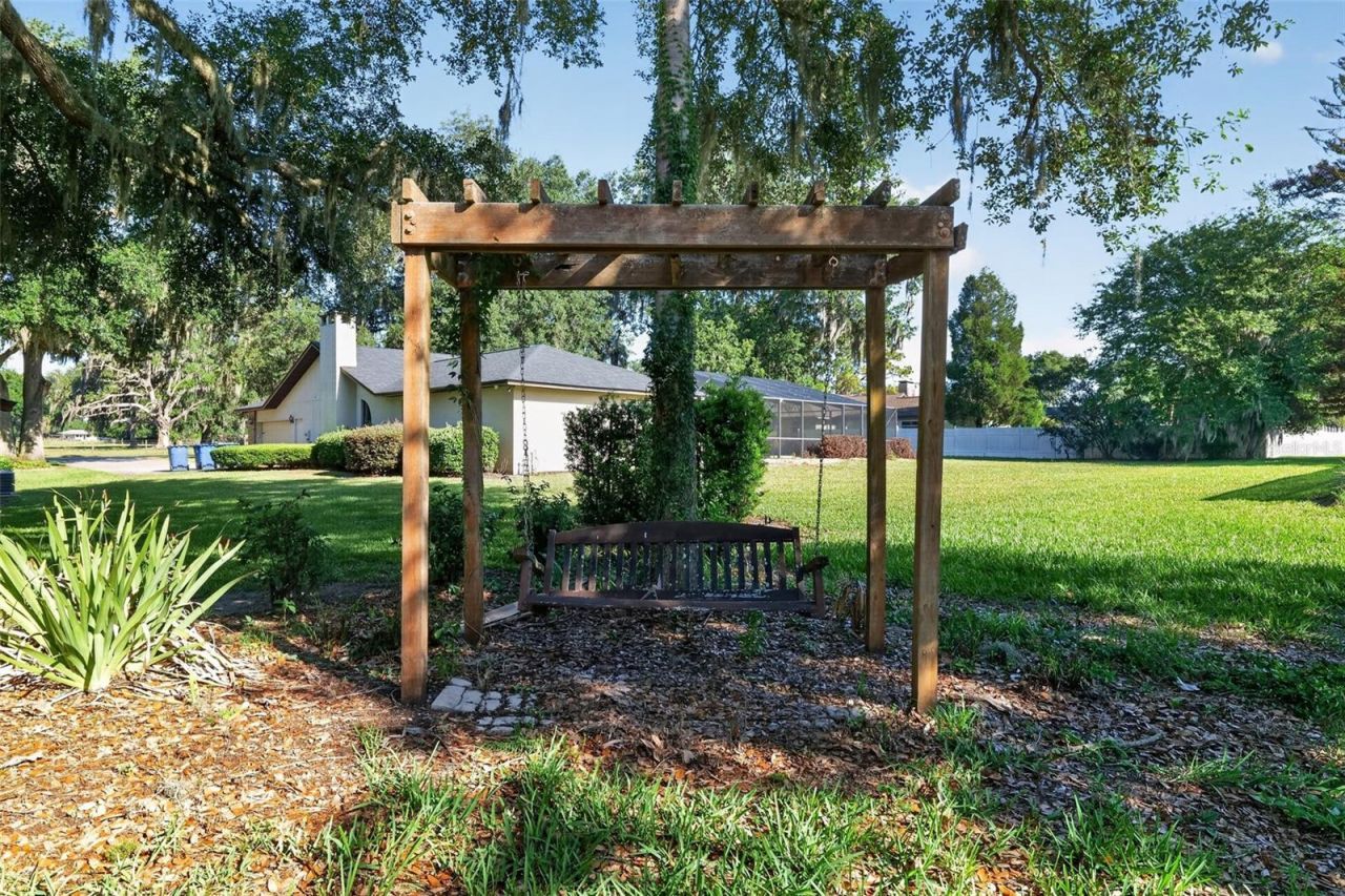 421 Willow Oak Court, Fort Meade, FL 33841 Photo