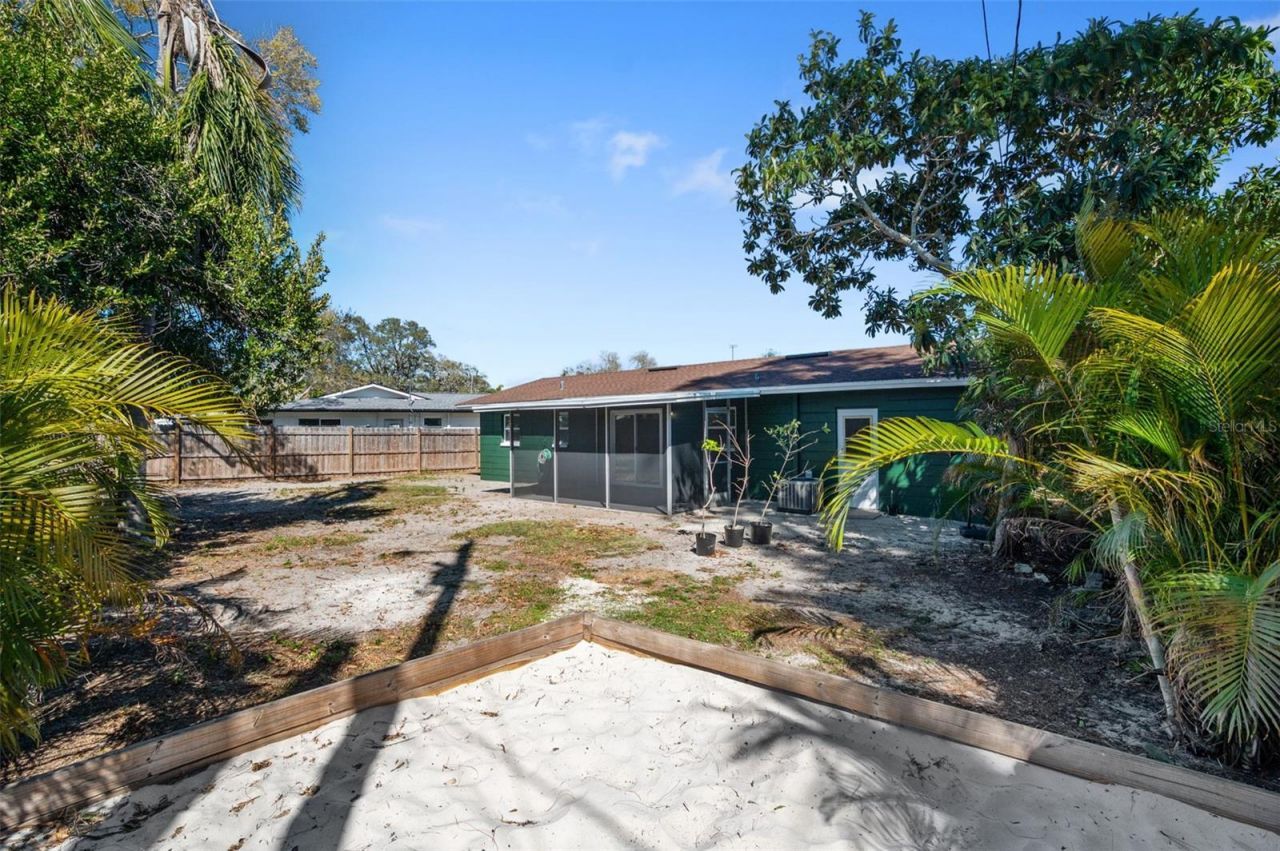 6522 112th Street, Seminole, FL 33772 Photo