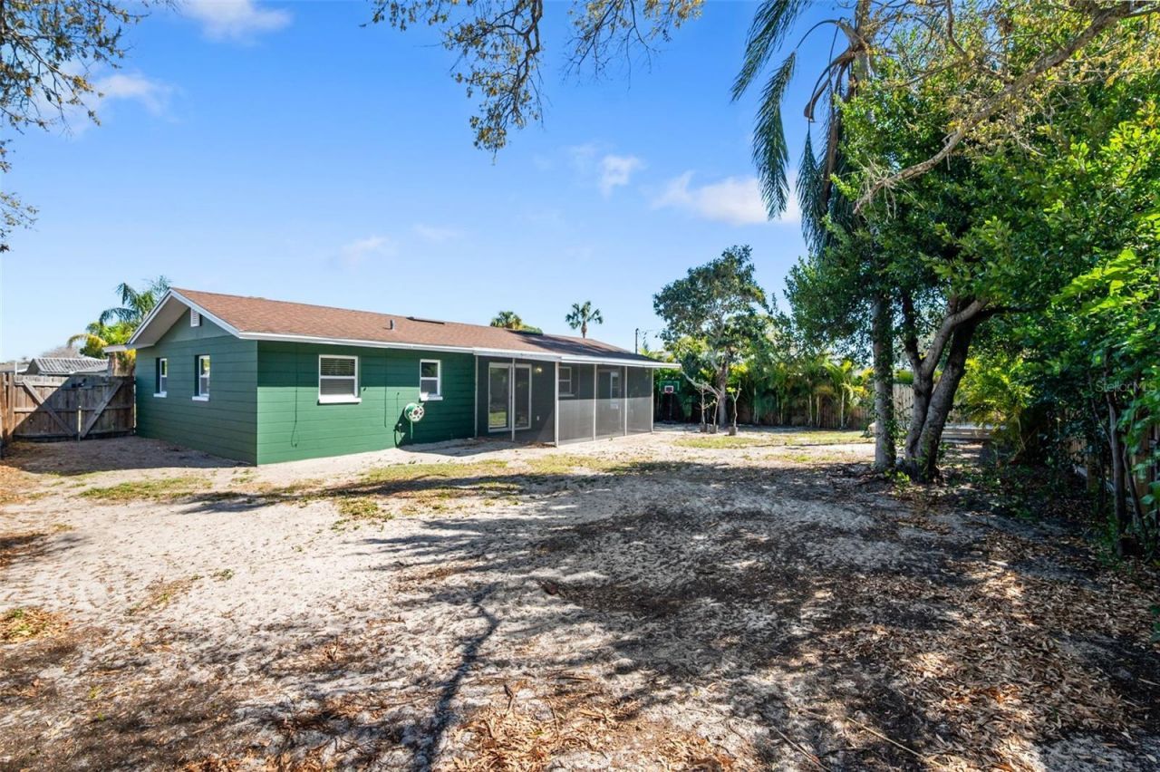 6522 112th Street, Seminole, FL 33772 Photo