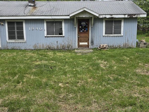 1940 Mullet Avenue, St. Helen, MI 48656