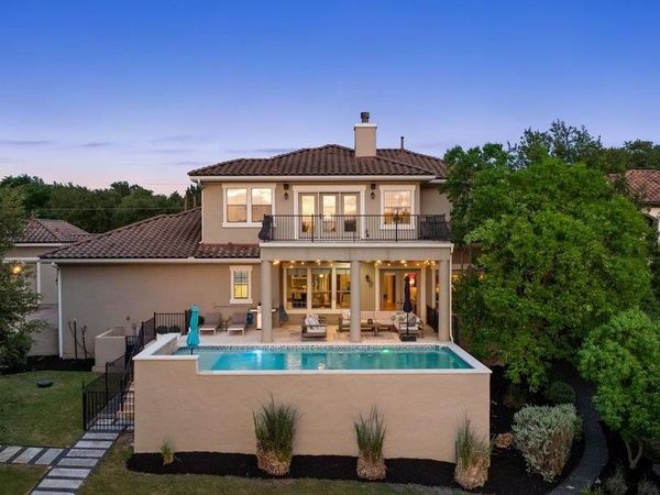 701 Hurst Creek RD, Lakeway, TX 78734