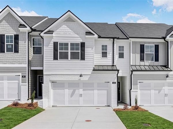 242 Sound Circle , Stockbridge, GA 30281