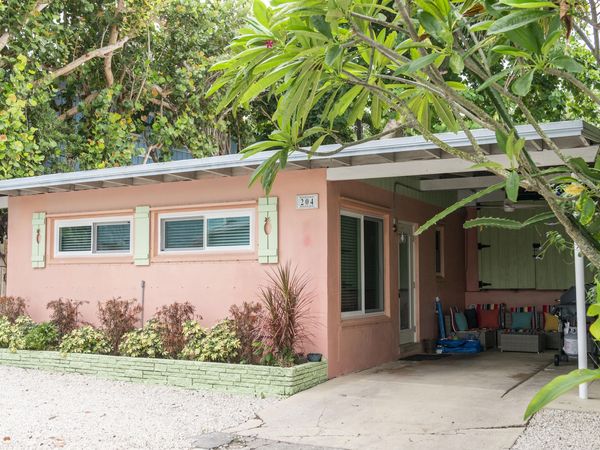 204 Coral Road, Boynton Beach, FL 33435