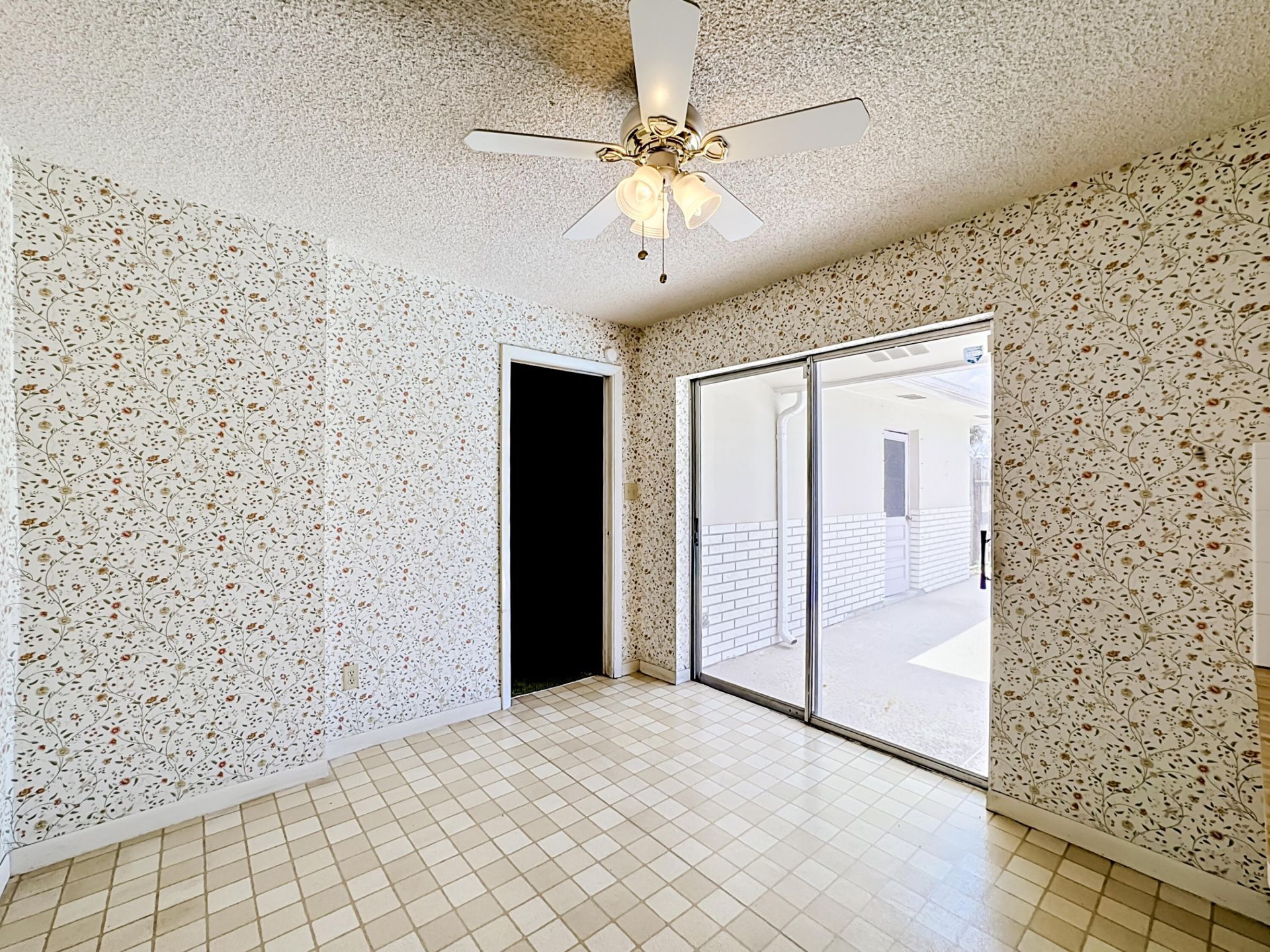 2402 Newport Drive, Fort Pierce, FL 34982 Photo