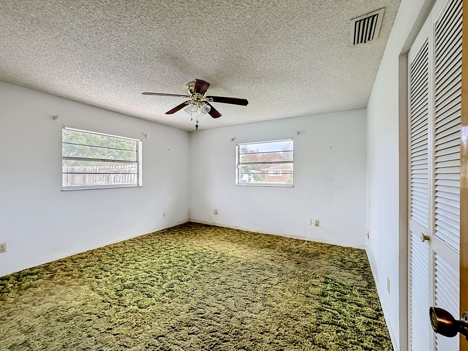 2402 Newport Drive, Fort Pierce, FL 34982 Photo