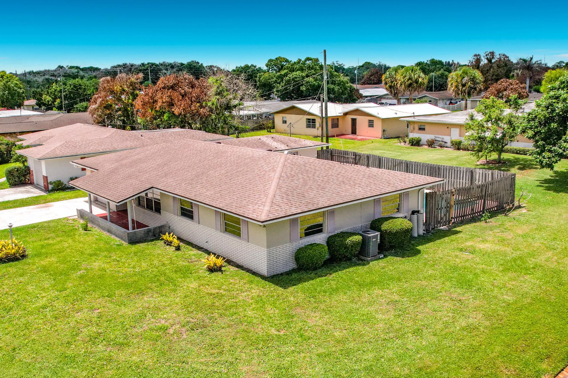 2402 Newport Drive, Fort Pierce, FL 34982 Photo