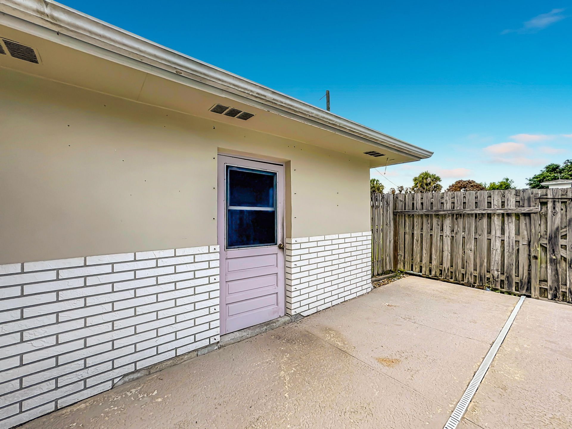 2402 Newport Drive, Fort Pierce, FL 34982 Photo