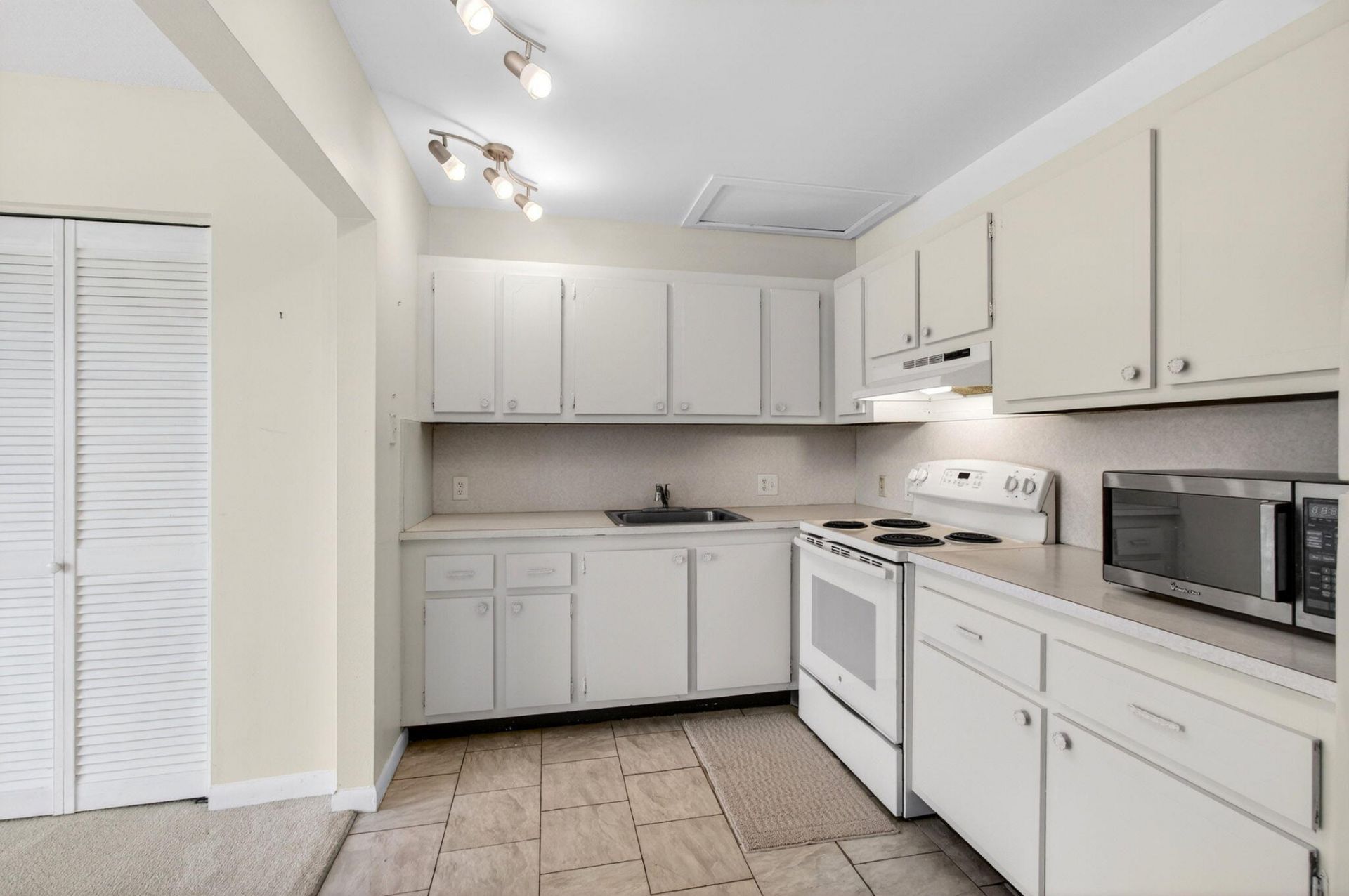 35 Mansfield A, Boca Raton, FL 33434 Photo