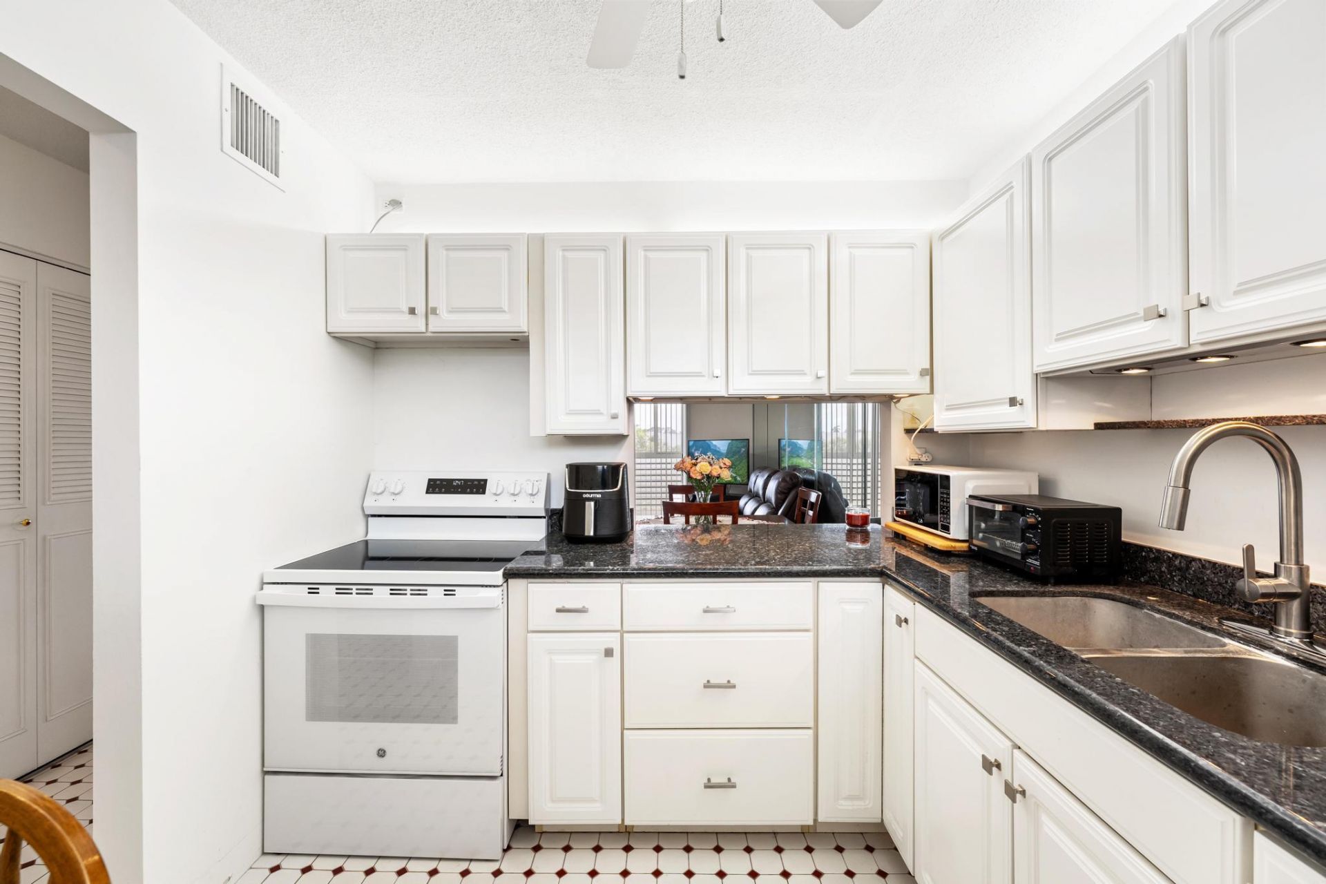 2682 S Garden Dr S, Unit 309, Lake Worth, FL 33461 Photo