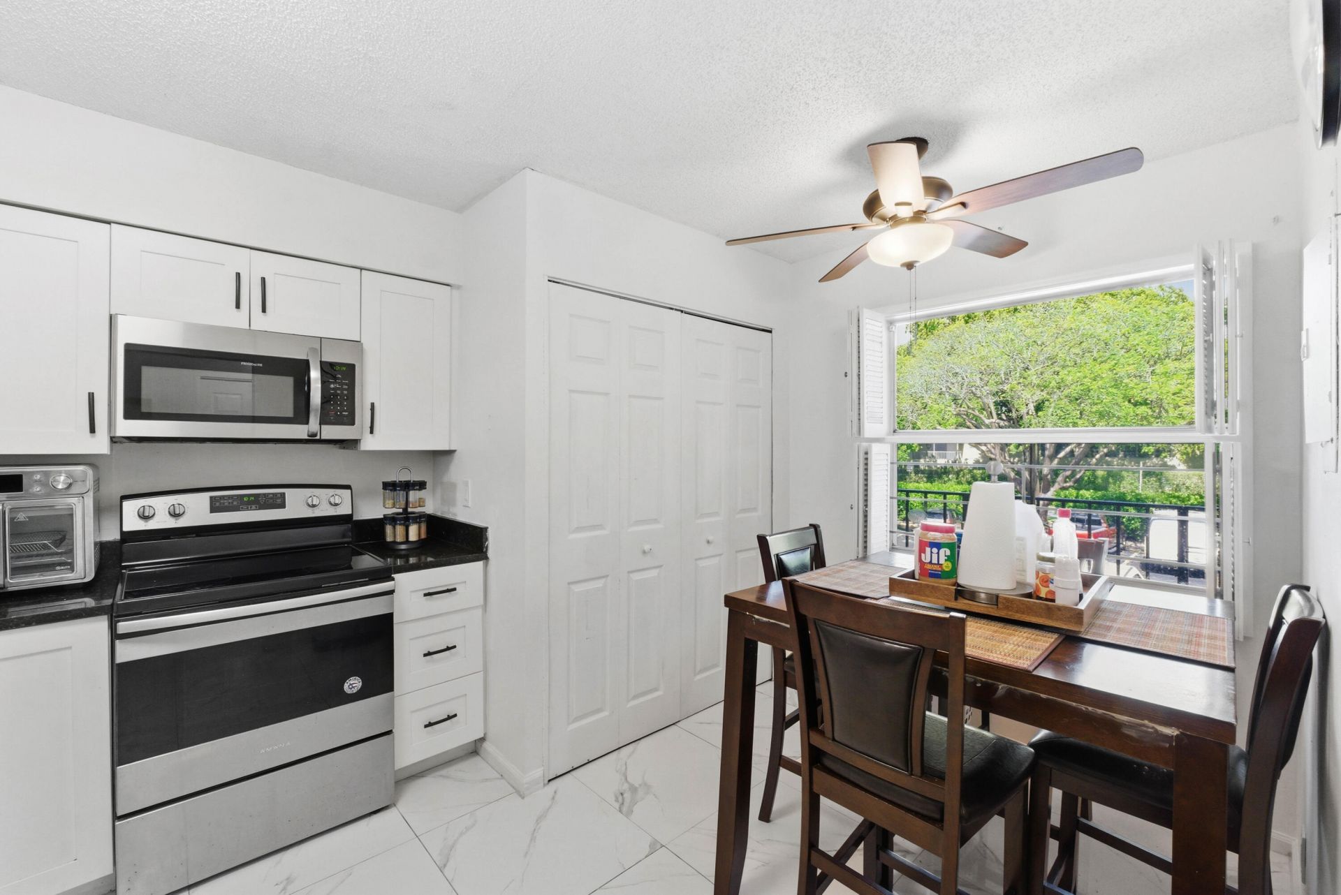 260 NW 76th Avenue, Unit 207, Margate, FL 33063 Photo
