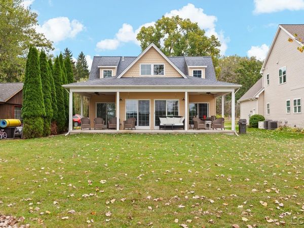 4547 Round Lake , Manitou Beach, MI 49253