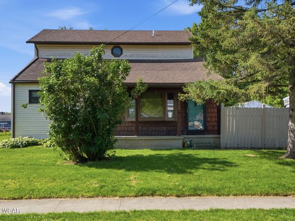 215 W Michigan Avenue, Lima, OH 45801