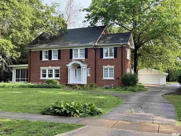 237 PARK LANE Drive, Galesburg, IL 61401
