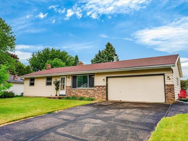 865 Miller Drive, Oregon, WI 53575