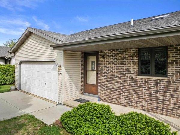 639 Wood Violet Lane, Sun Prairie, WI 53590