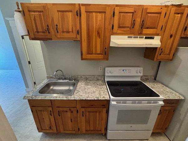 247 Main Street, Unit Apt 202, South Berwick, ME 03908
