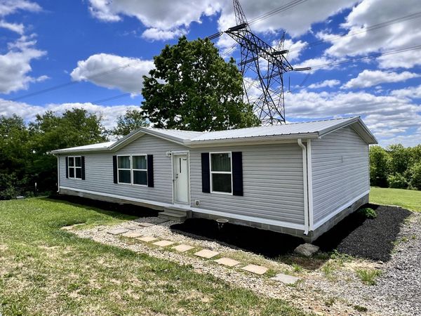 6710 Lawrenceville Road, Williamstown, KY 41097