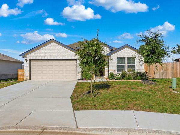 441 MILFOIL DR, Seguin, TX 78155