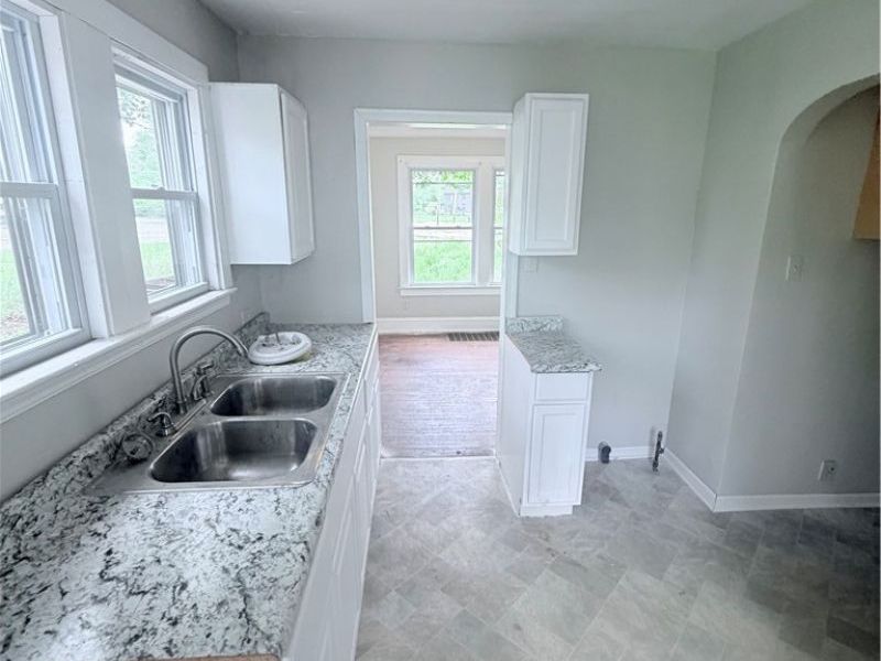 1174 Mercer Avenue, Akron, OH 44307 Photo 12