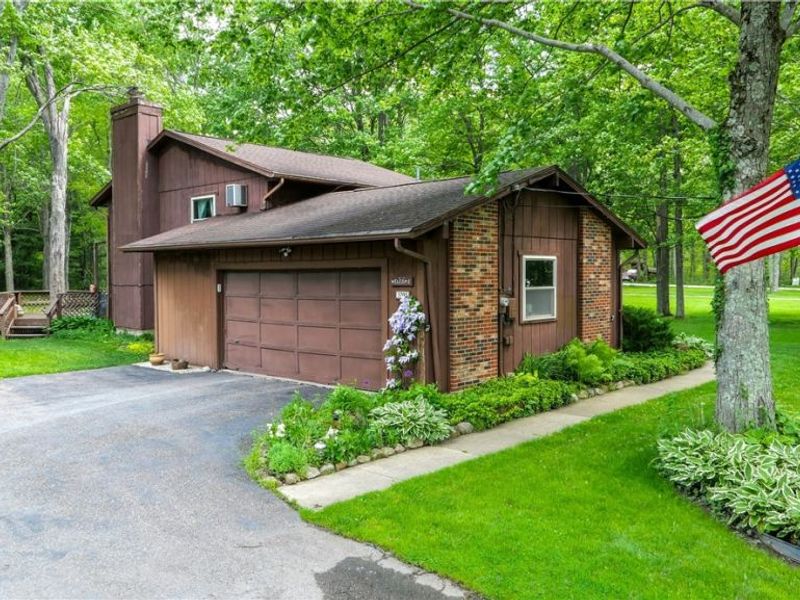 5305 Beechwood Road , Ravenna, OH 44266 Photo 1