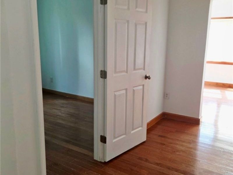 233 S Point Drive, Avon Lake, OH 44012 Photo 7