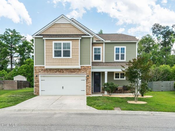 950 Keekle Lane SE, Leland, NC 28451