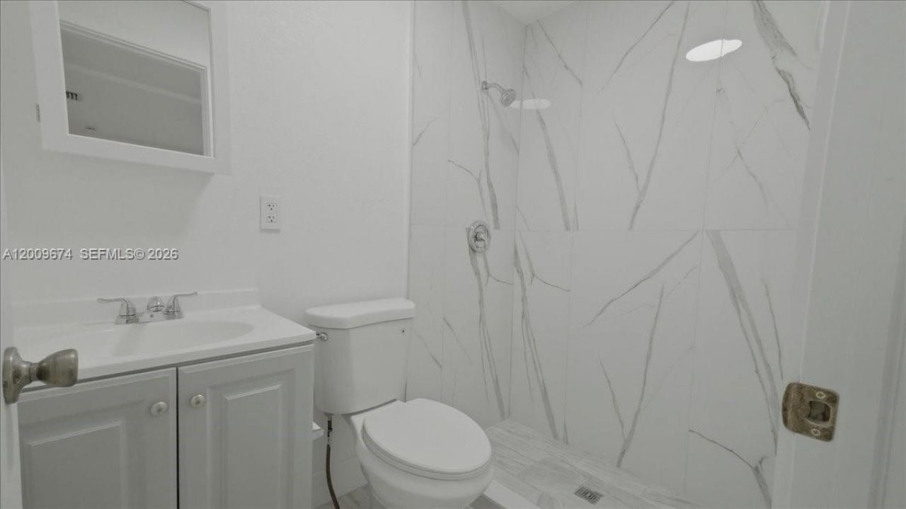 2129 NW 59th St, Miami, FL 33142 Photo