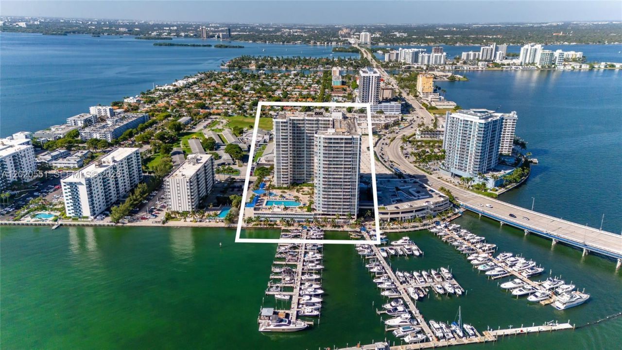 7601 E Treasure Dr , Unit 623, North Bay Village, FL 33141 Photo