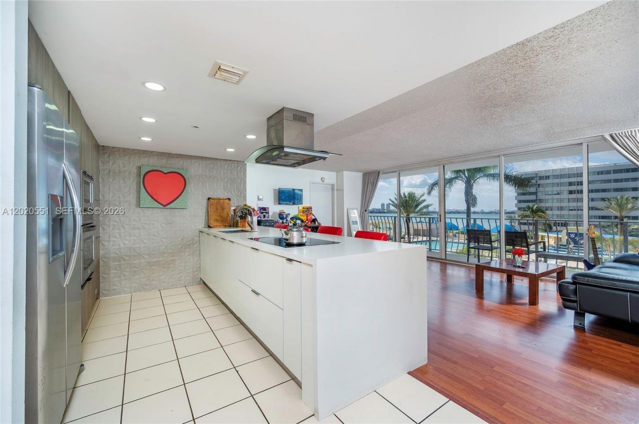 7601 E Treasure Dr , Unit 623, North Bay Village, FL 33141 Photo